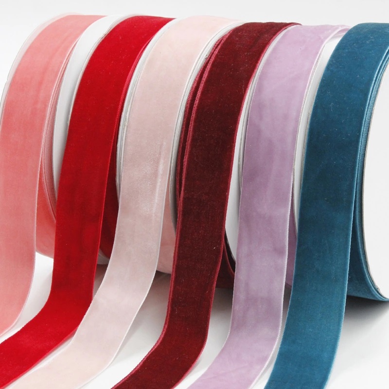 Elastisches Samtband